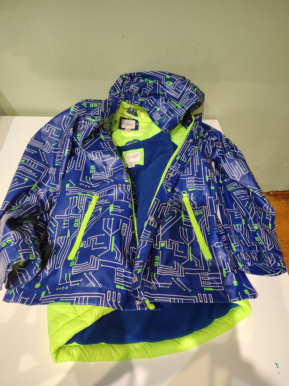 NWOT Cat & Jack Raincoat with Removable Vest Boys Size Medium 8/10 Blue Green